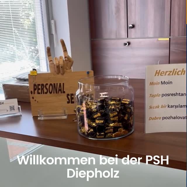 Frischer Wind im Team! 🚀⁠
⁠
 Letzte Woche hat uns Praktikantin Emma aus der 8. Klasse begleitet ⁠
– herzlich willkommen! 👋 ⁠
⁠
Wir freuen uns, ihr einen Einblick in unseren Arbeitsalltag und unser Team geben zu dürfen.💛⁠
⁠
 Schaut euch das Video an! 🎥🎬⁠
⁠
#PSHDiepholz#Willkommen#TeamPSH#Diepholz#Schülerpraktikum#Einblicke#PersonalService#Arbeitsalltag⁠